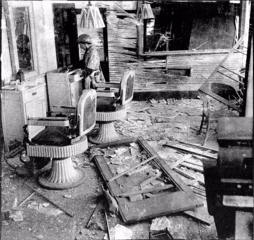 Fotografía de la Casa de Yoshito Matsushige en Hiroshima tras la bomba atómica, 6 de agosto de 1945. Créditos a Yoshito Matsushige.