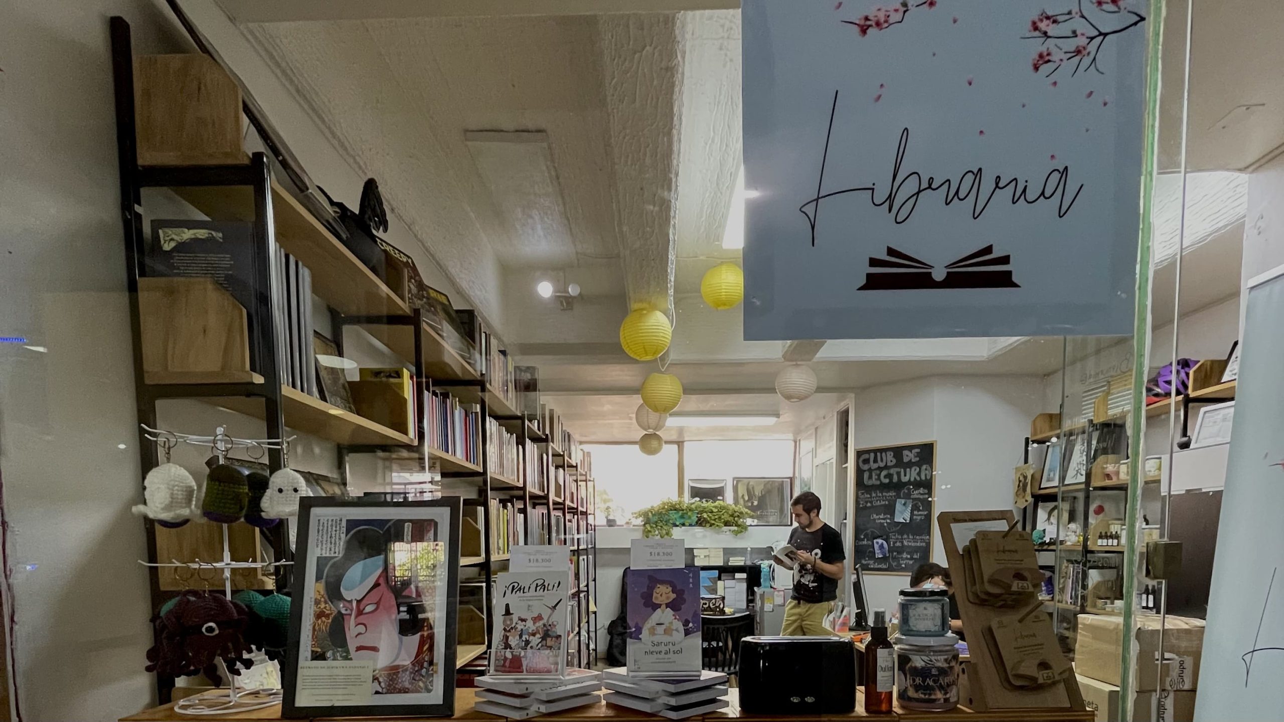 Libraria: un espacio de literatura Japonesa y del terror en Providencia