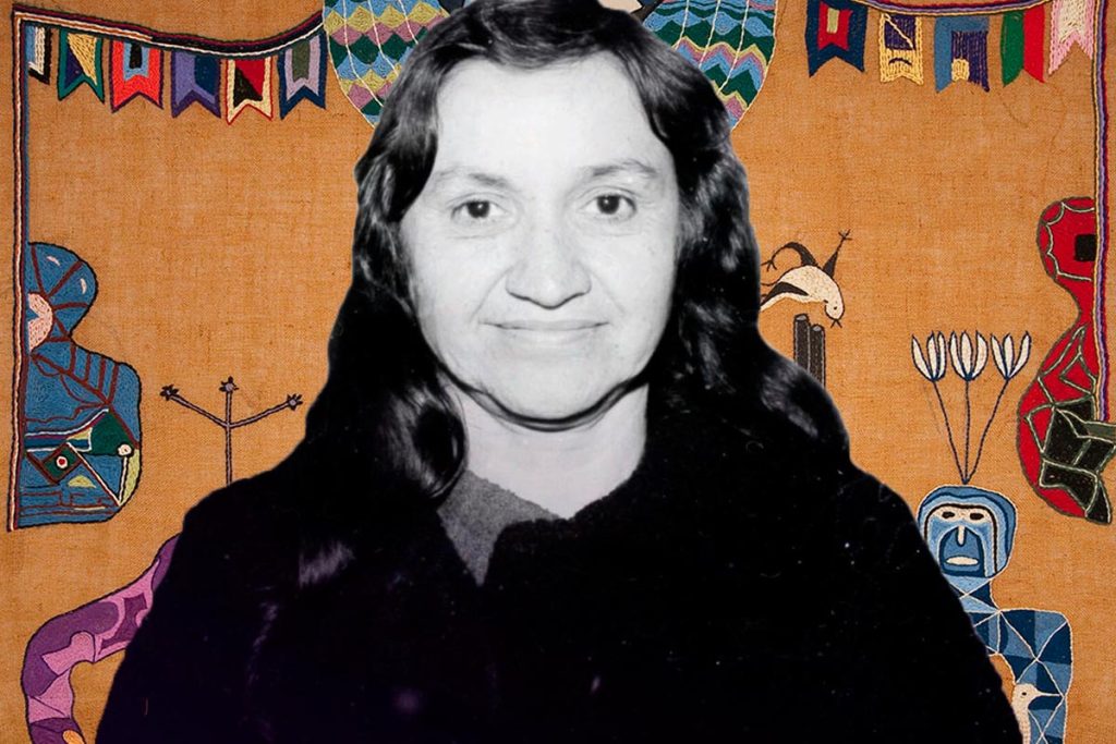 Foto de Violeta Parra farmeando aura.