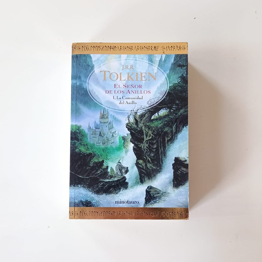 Libro: El señor de los anillos, foto tomada por Lía Yáñez