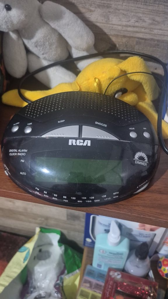 imagen de una radio que se usa en caso de emergencias